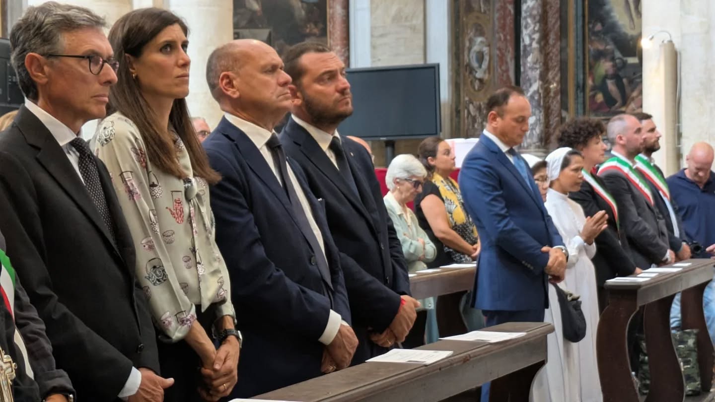 539989190 18528963337056556 3469236084846279657 N