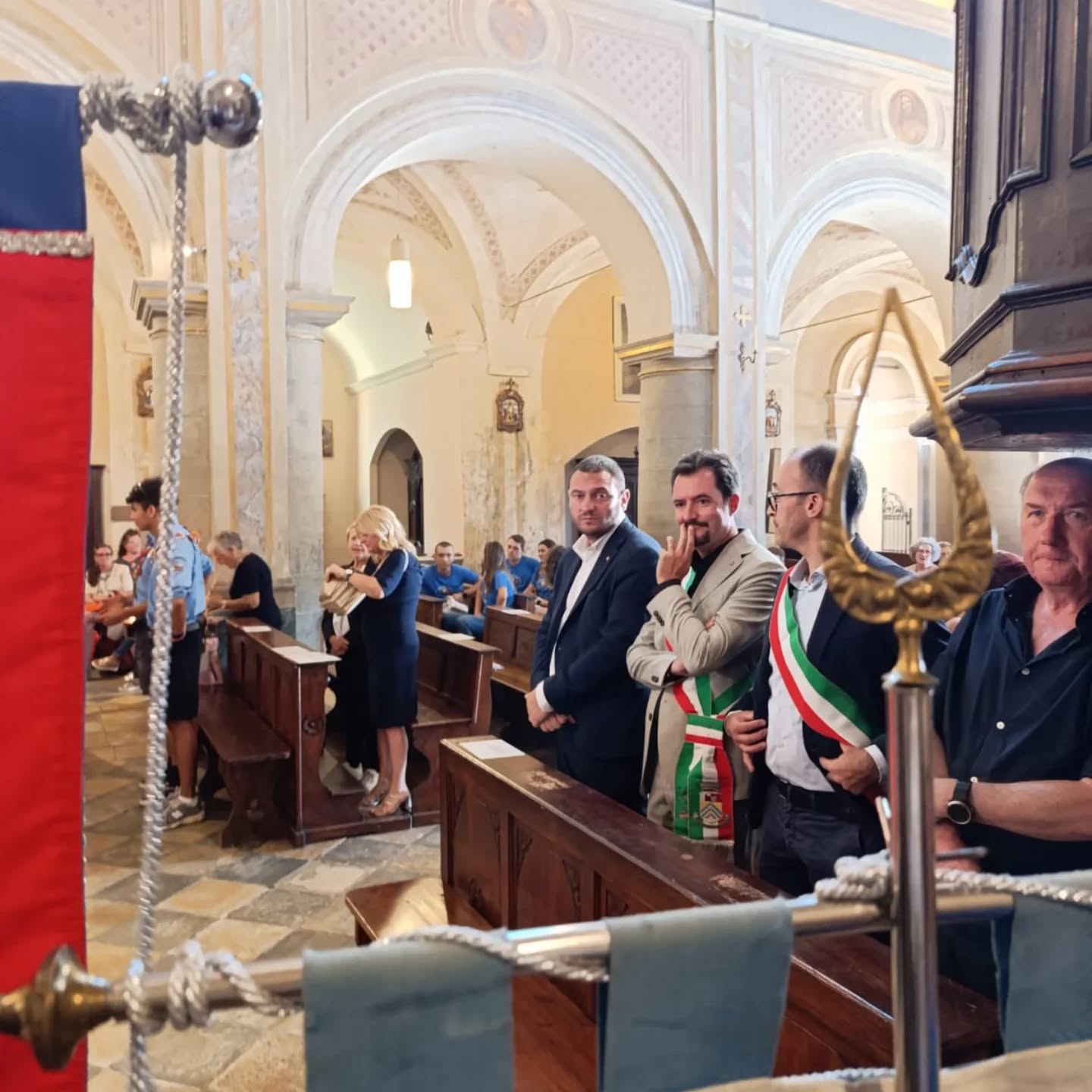 542589215 18530487976056556 7002107098532402578 N