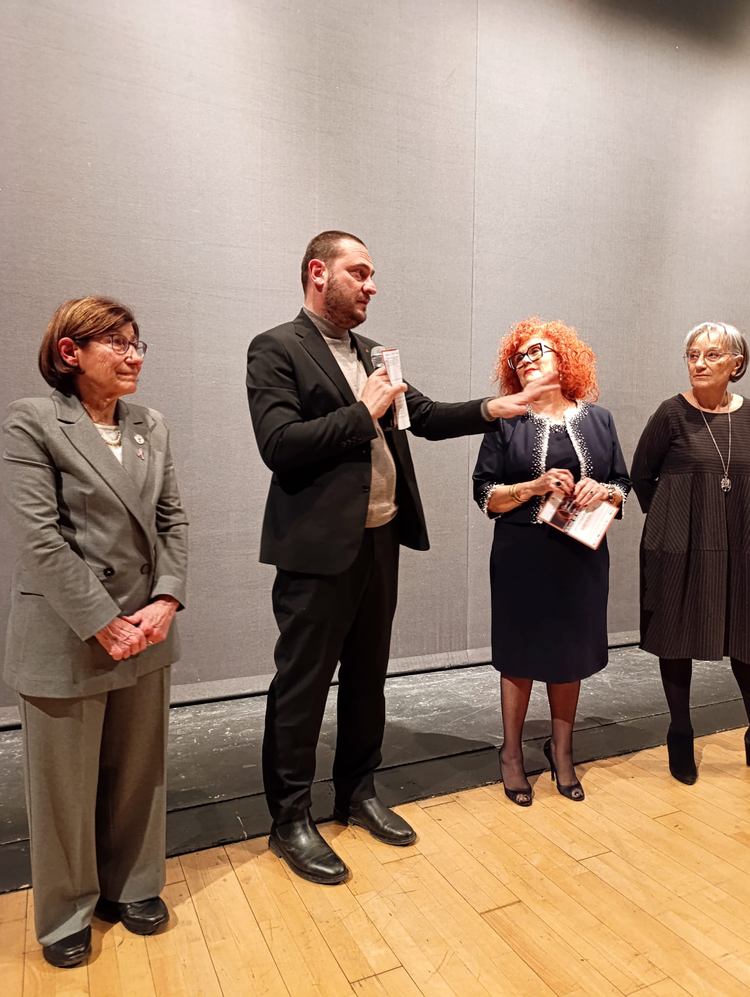 630646128 10241187767657443 8538352903933451459 N